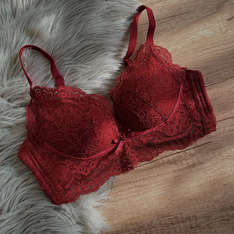 

Red underwear set, female sexy small breasts gathered upper support no steel ring bra closed breasts adjusted bra lingerie set