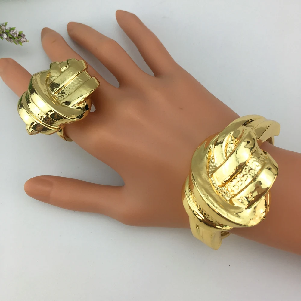 

EMMA Dubai Women Fashion Gold Color Jewelry Large Bold Bracelet Sets Italian Gold Plated Bangle Rings Set