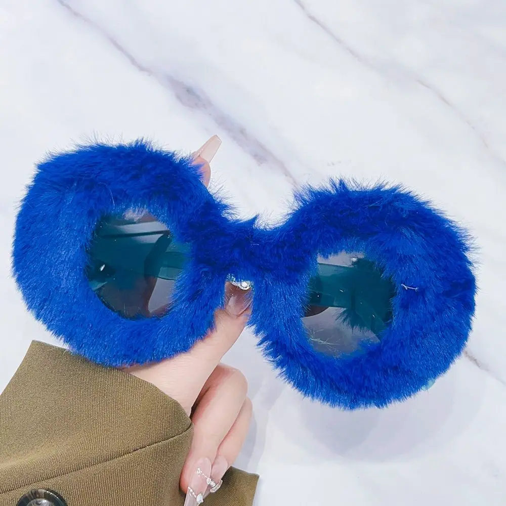 

Retro Korean Style Plush Sunglasses Round Unique Furry Sun Glasses Oval Shades for Women