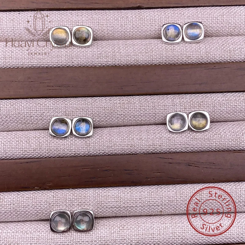 

Gray moonstone stud earrings s925 silver inlaid commuting simple fashion ol women's style
