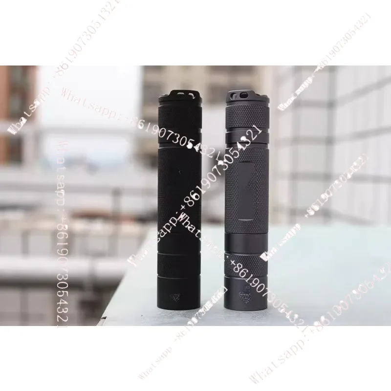 

18650 Mini Portable Small Straight XML2U4LED Floodlight Flashlight Single Flashlight No Battery No Charger