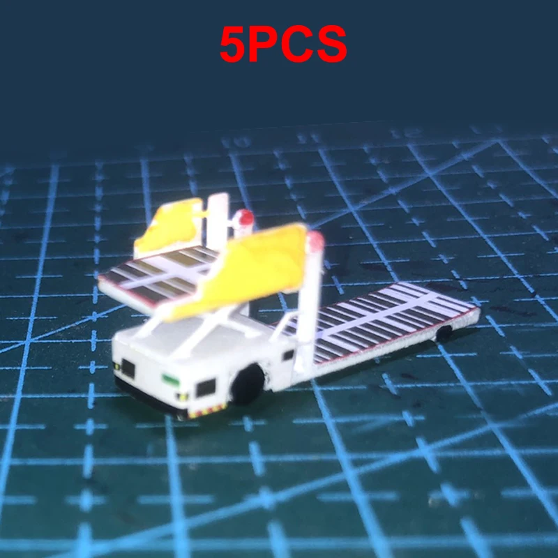 

5PCS 3D Printed Cargo Loading Vehicle Model Wide-body Airliners Lift Truck Static Ornament for 1/400 Scale Airport Diorama Scene