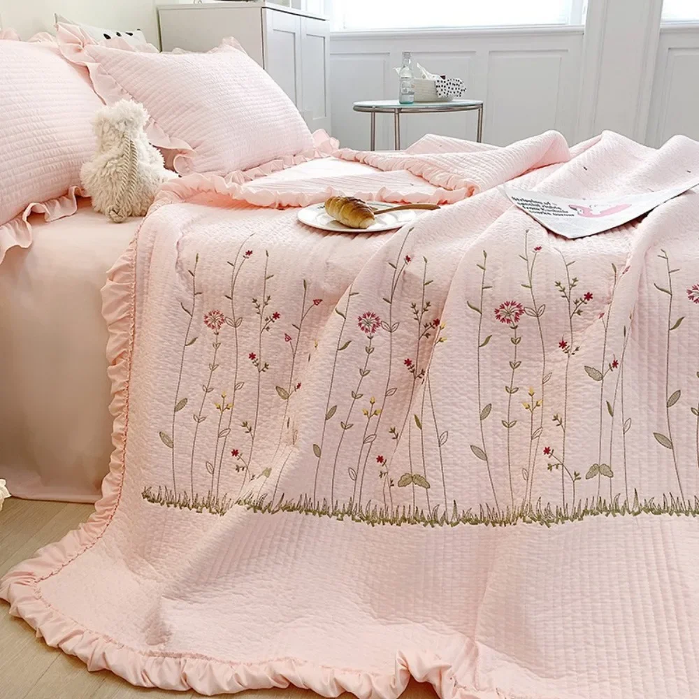 Chiffon Yarn Summer Quilt Quilted Girl's Heart Washed Cotton Ruffled Double Bed Cover Comfortable Quilt  Comforter