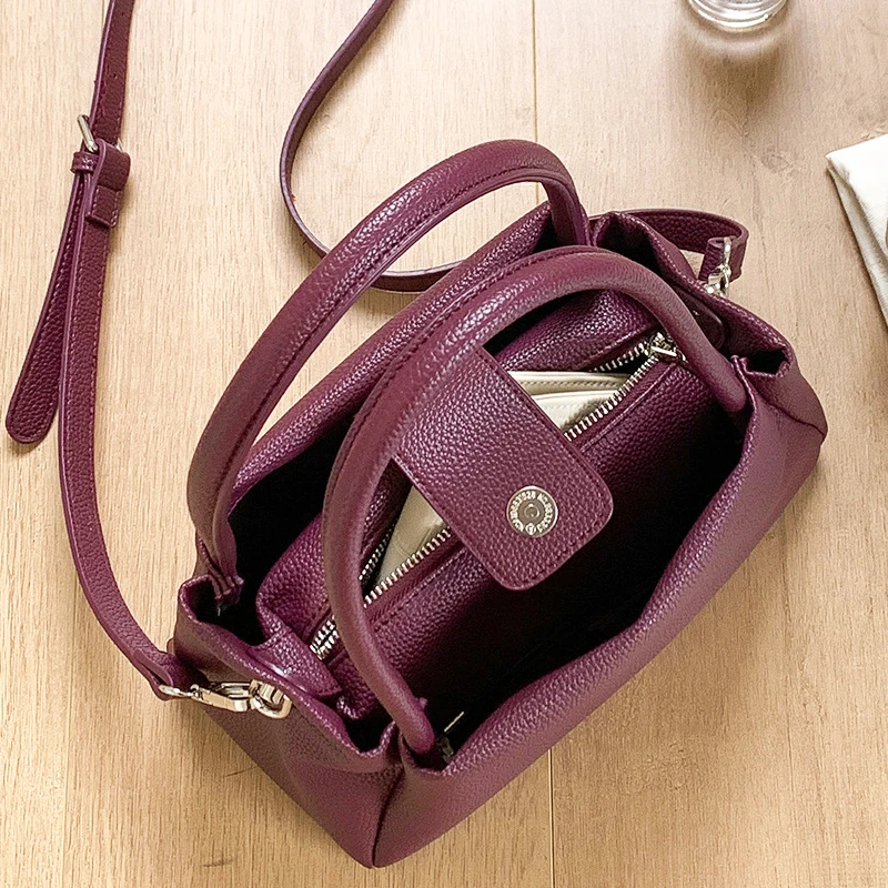 حقائب نسائية كورية كاجوال فاخرة بتصميم جديد لعام 2026، مصنوعة من مادة البولي يوريثان، بنمط الليتشي، مع جيب داخلي وحقيبة كتف بمقبض علوي جودة عالية ًالشحن مجانا وصول الشحن السريع