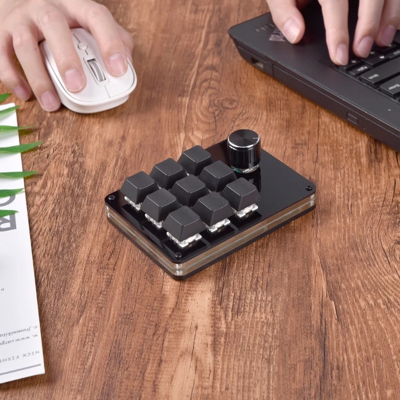 لوحة مفاتيح ماكرو ميكانيكية 9 مفاتيح لوحة مفاتيح صغيرة مع تصميم مقبض احترافي