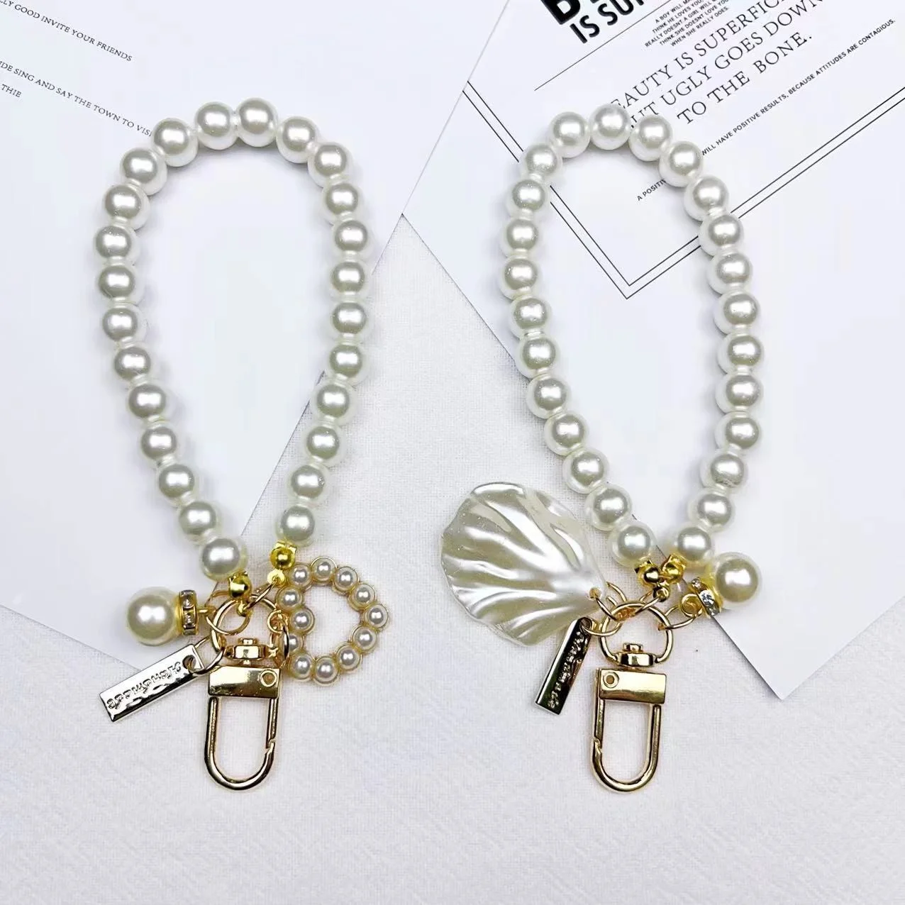 New Arrival Pearl Heart Charm Keyring Bag Charm Accessory for Women, Trendy Key Pendant for Backpacks, Unique Gift Idea