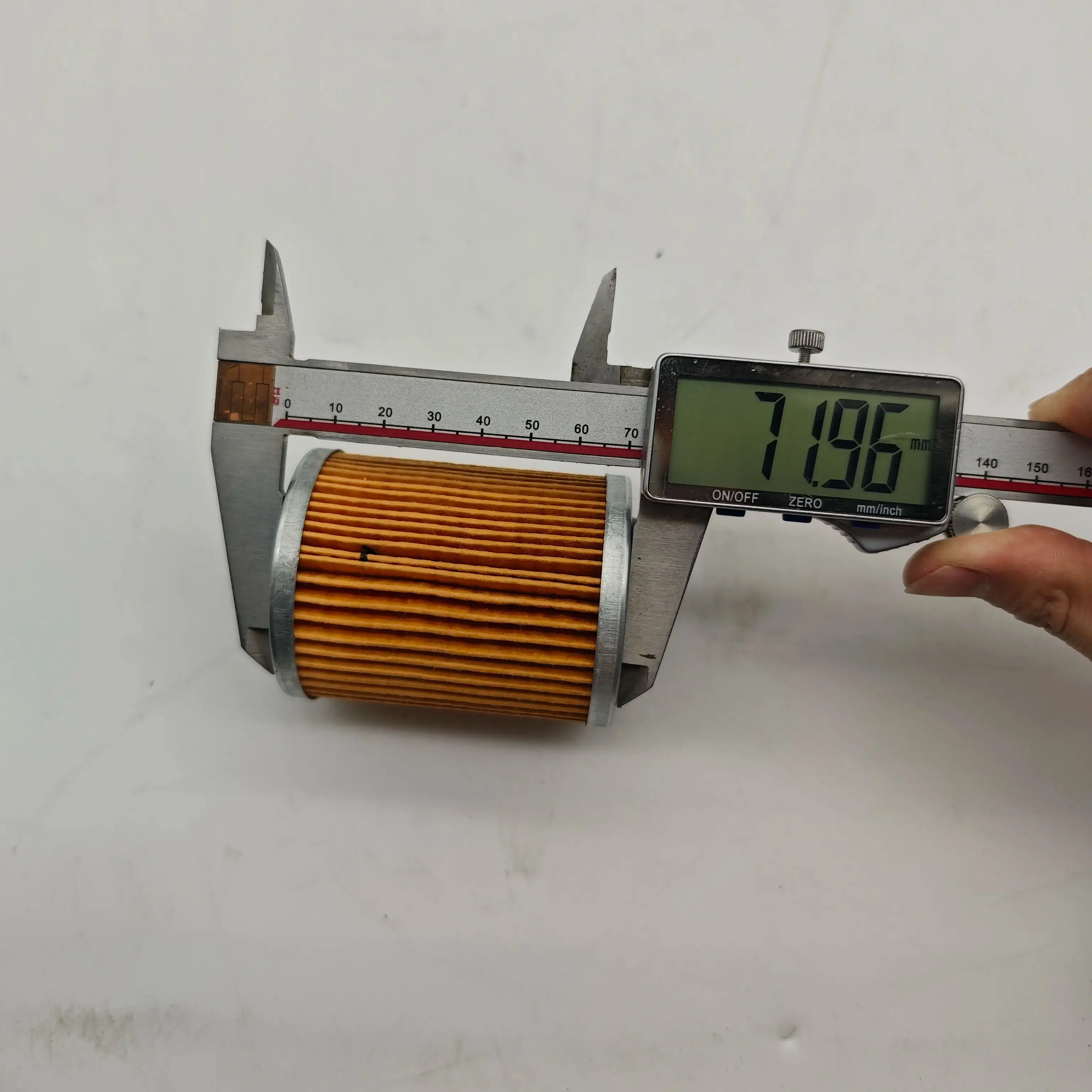 Filtro olio adatto per Odes LZ800 RM800 800 ATV UTV Liangzi SIDE BY SIDE Dominator Raider assalant ENGINE 21040111601