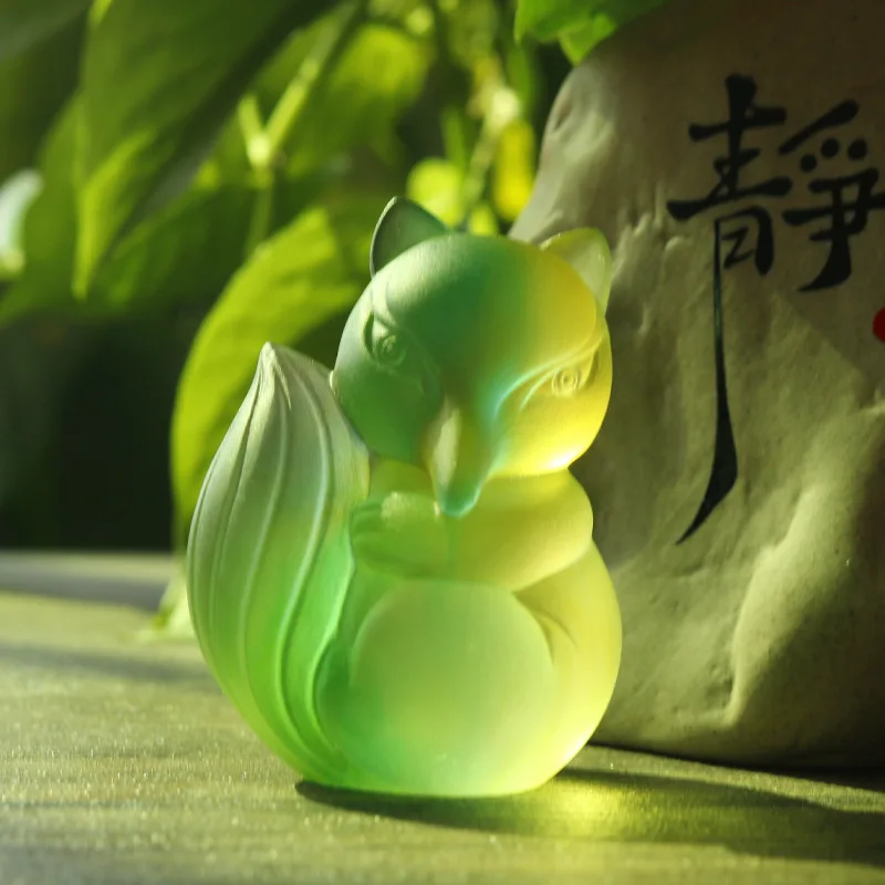 

Traditional Glazed Nine-Tailed Small Big Head Fox Handheld Figurine