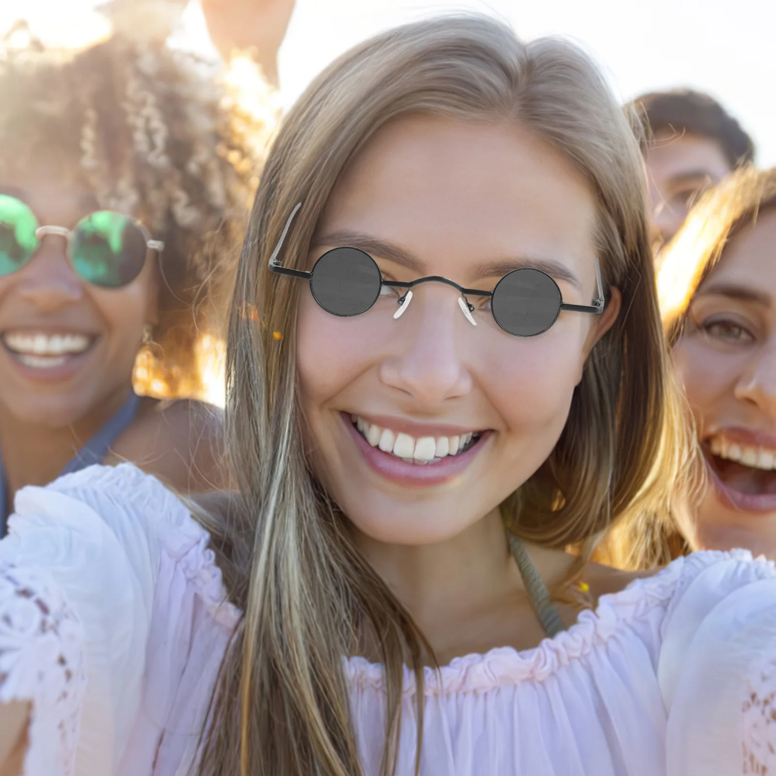 

Small Round Frame Sunglasses Black Retro Creative Eyeglasses Outdoor Party Beach Eyewear for Men Women Creative Eyeglasses