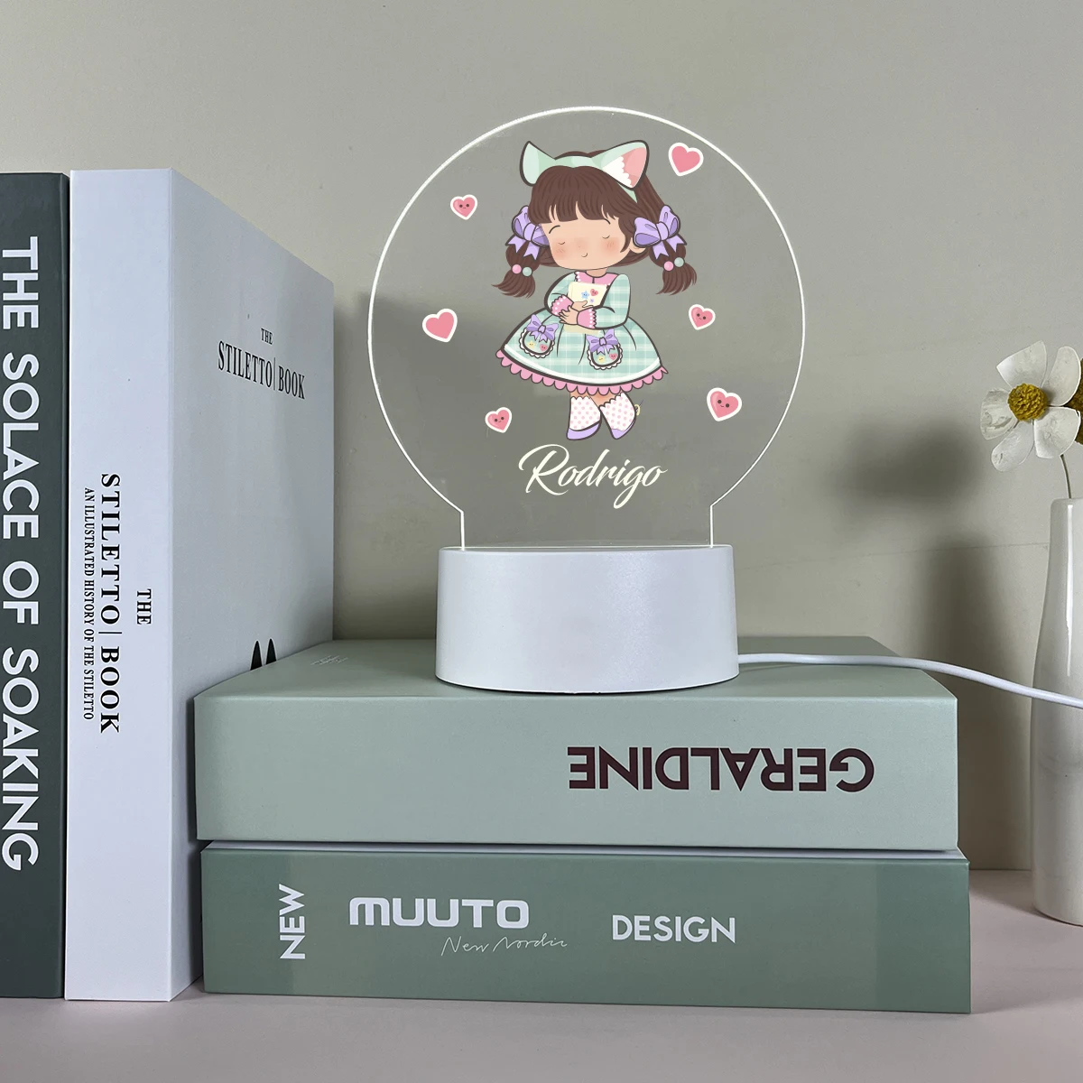 1PC Cute Little Girl luce acrilica personalizzata per la decorazione della camera da letto dei bambini lampada da notte da tavolo regalo di natale per bambini