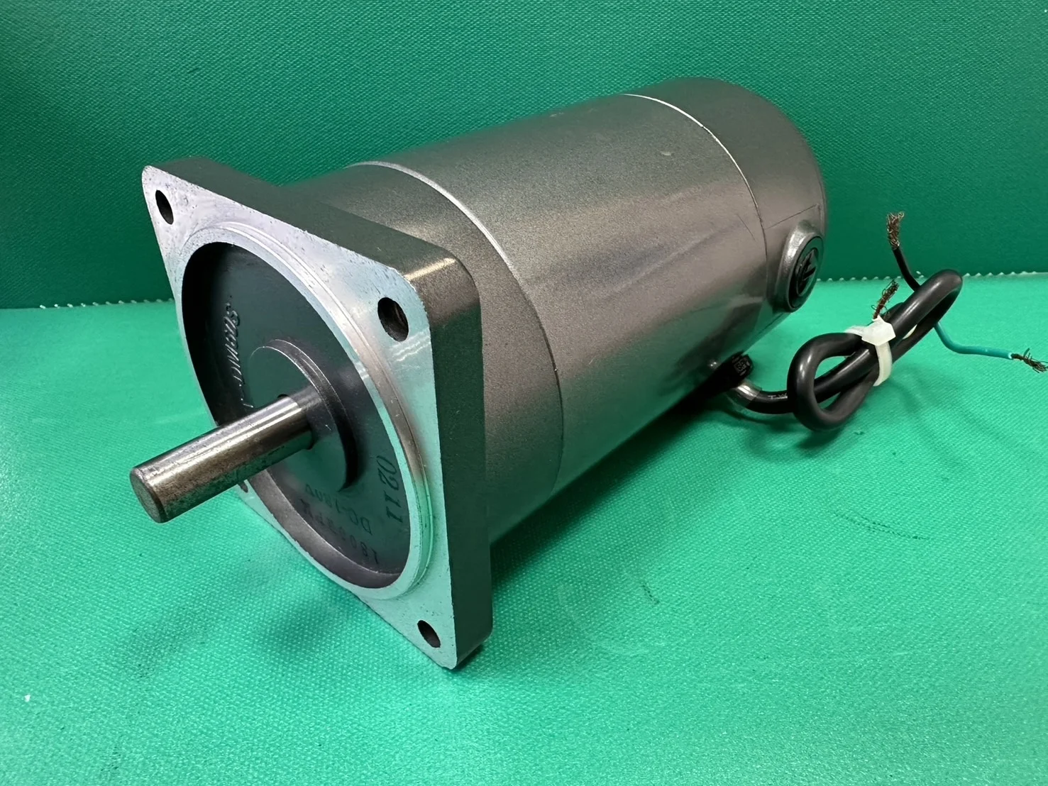 DM-6055 D.C. Permanent Magnet Motor  DC180V  2000/3200R 100/150W