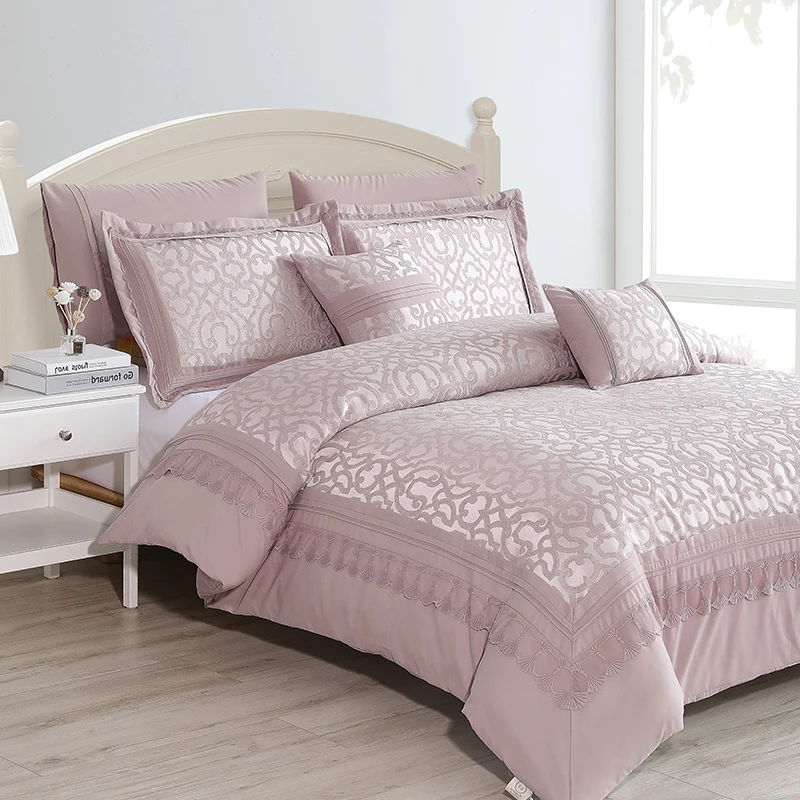 

100% Polyester Jacquard 8pcs Comforter Set