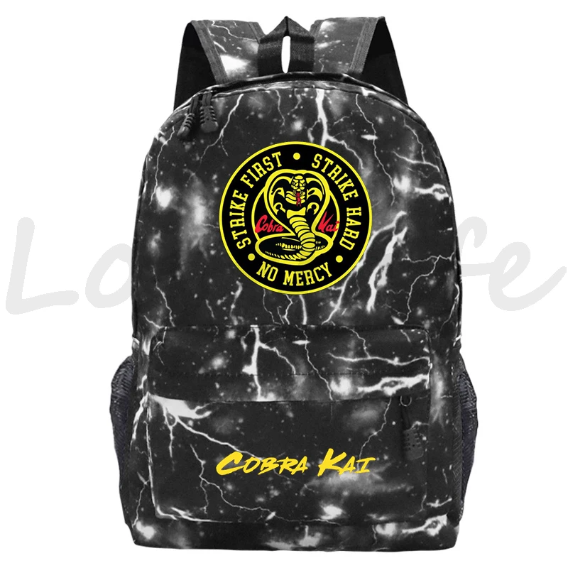 Mochila con estampado de Cobra Kai para niños, mochilas escolares ligeras de gran capacidad, bolsa de libros para estudiantes de escuela primaria, mochila informal para niños