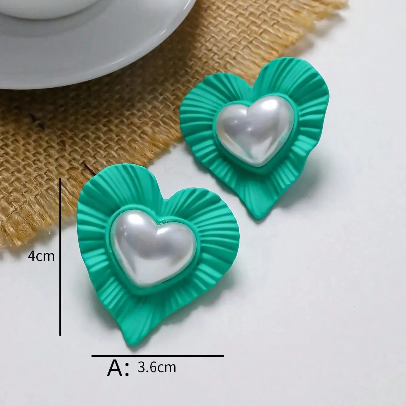 Obega Korean Heart Stud Earrings Vintage Purple Gold Green Black Imitation Pearl Post Earrings Woman's Fashion Party Jewelry image 2