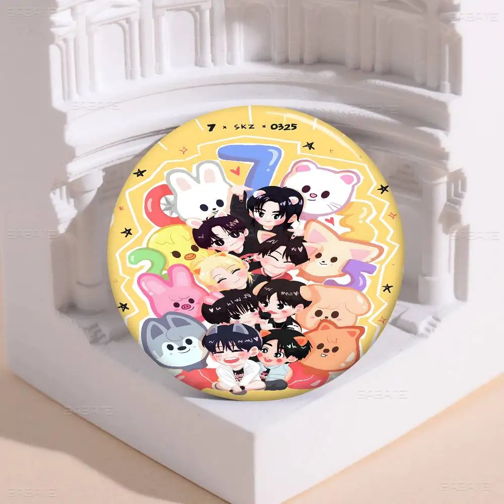 Kpop Stray--kids S-skzoo Classic Movie Tinplate Pin Button Custom Anime Role Old-school Brooch Collar Badge Jewelry Gift Fans