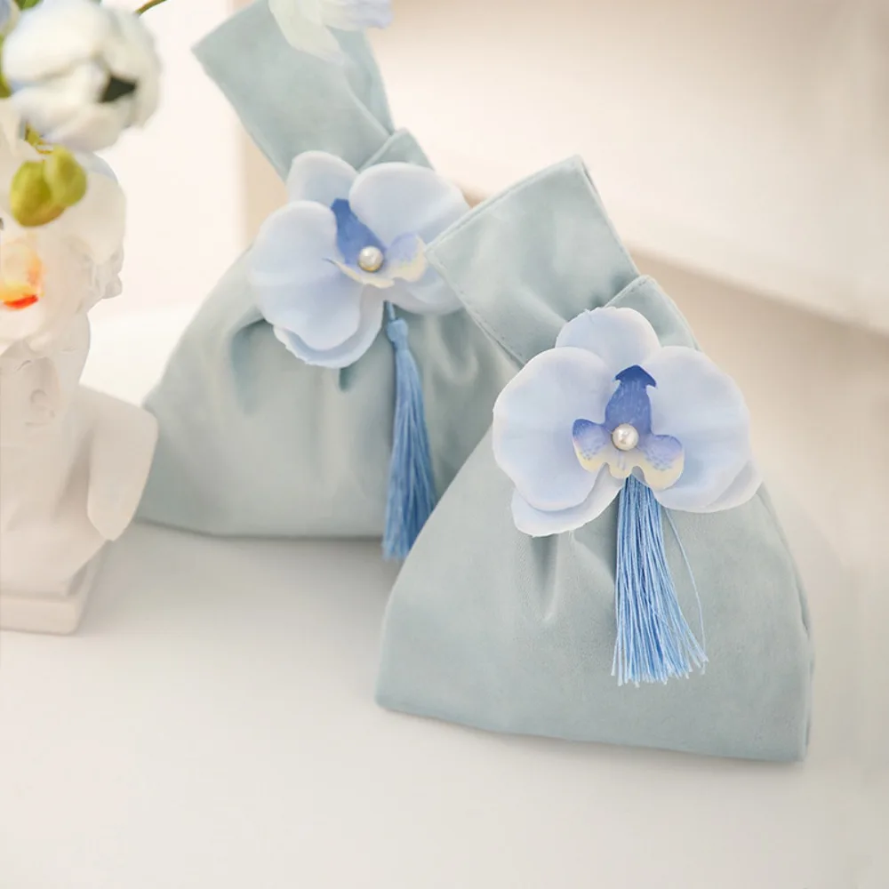 

Velvet Flower Tassel Wrist Bag Temperament Orchid Wedding Candy Bag Jewelry Packing Make Up Pouch Chinese Style Handbag Female