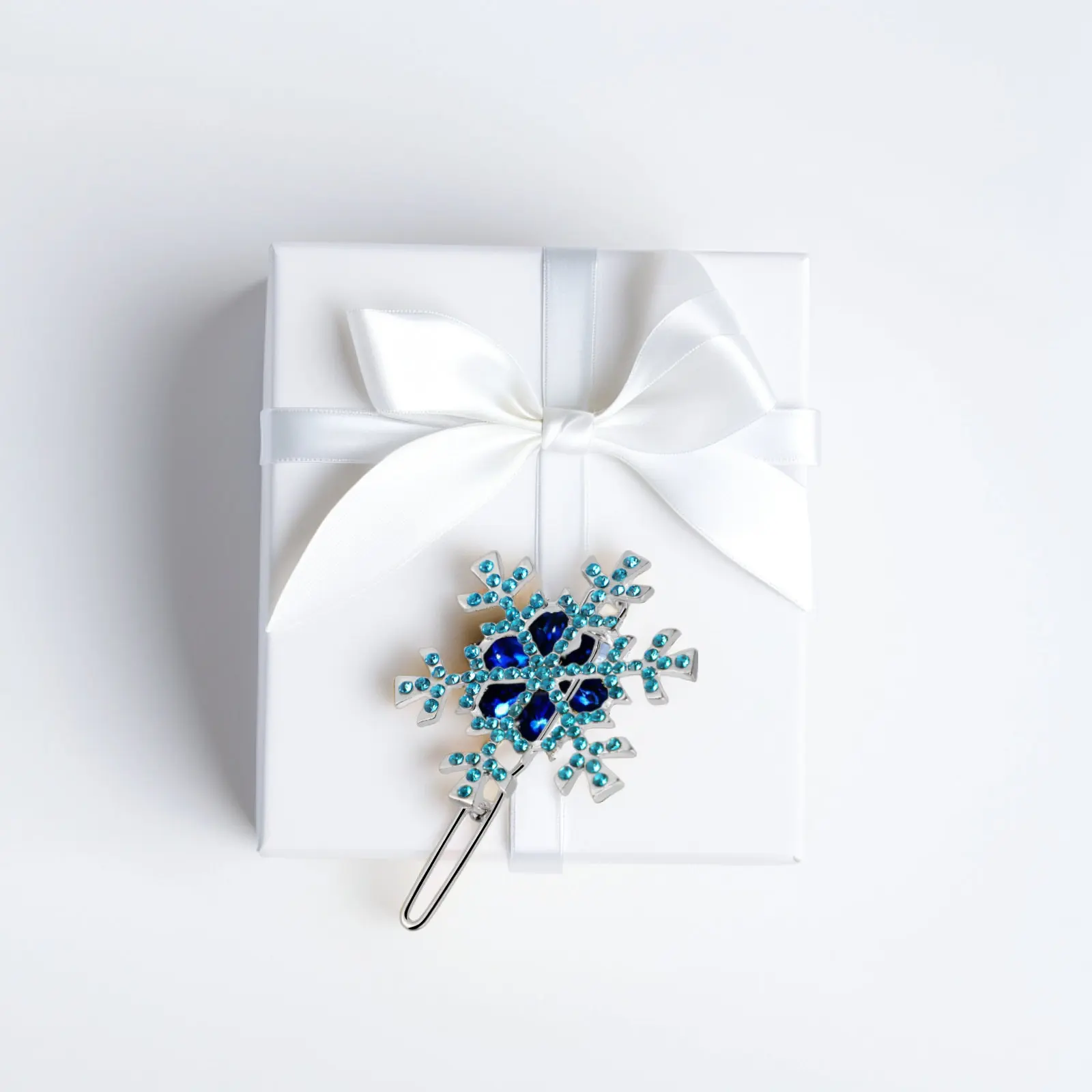 

6Pcs Children Hair Clip Set Mixed Snowflake Rhinestone Metal Hairpins Prom Wedding Holiday Hair Accessories Hairpins