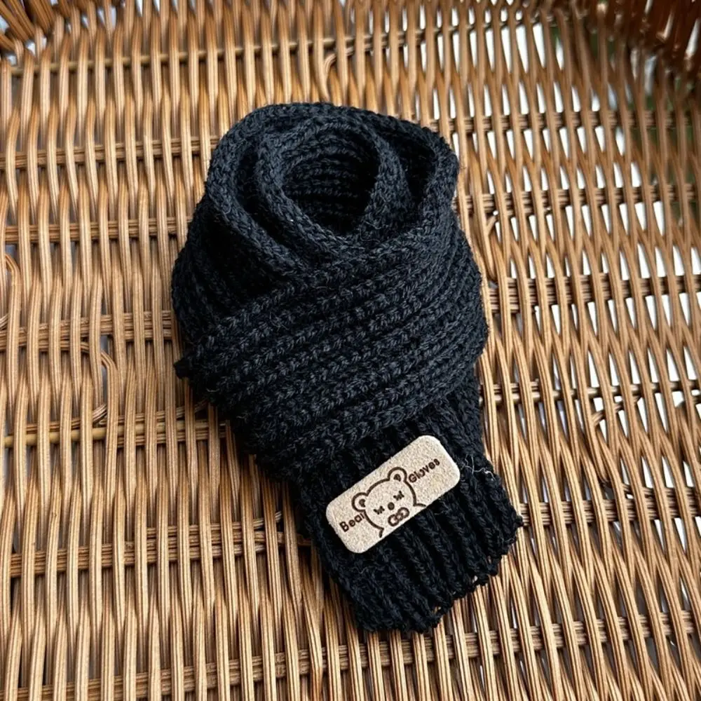 Livre : 12 tenues de poupées au tricot et leurs accessoires