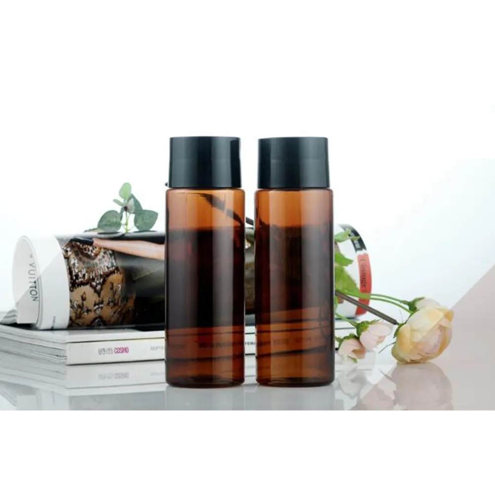 4Pcs Flat Shoulder Bottles Refillable Subpackaging Lotion Dispensers Portable Travel Cosmetics Containers 250Ml Brown