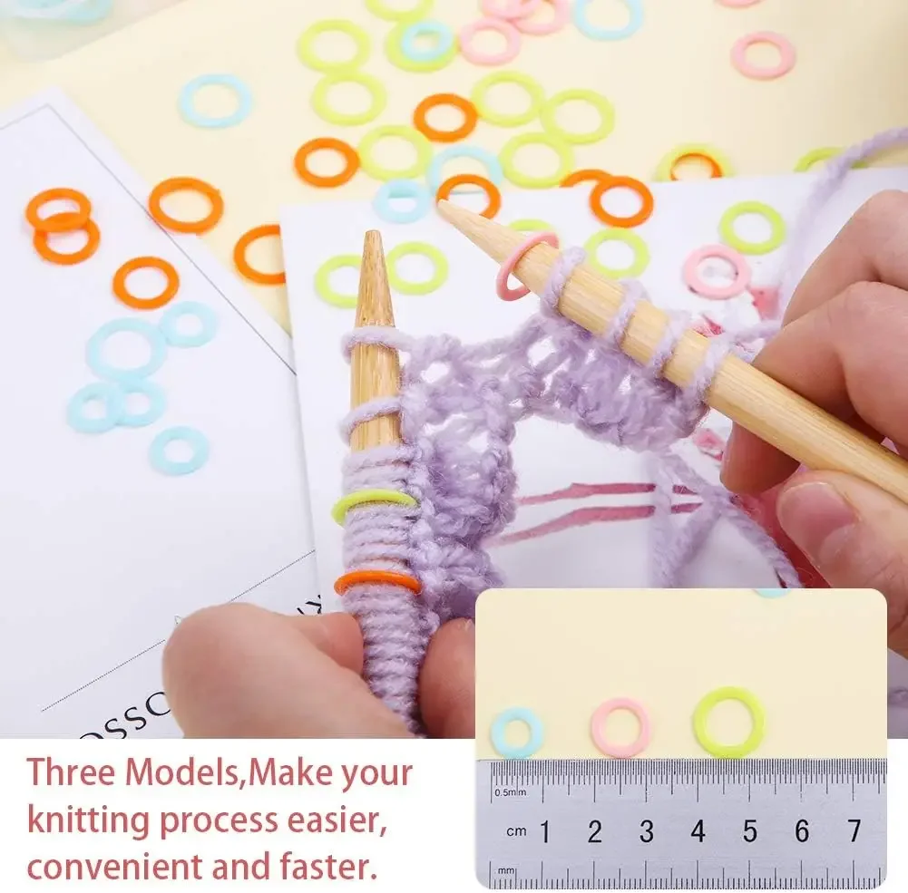 KAOBUY 220 قطعة علامة غرزة الحياكة O-خواتم علامات بلاستيكية خواتم (S/M/L) غرزة قفل كروشيه لأداة متماسكة ألوان عشوائية