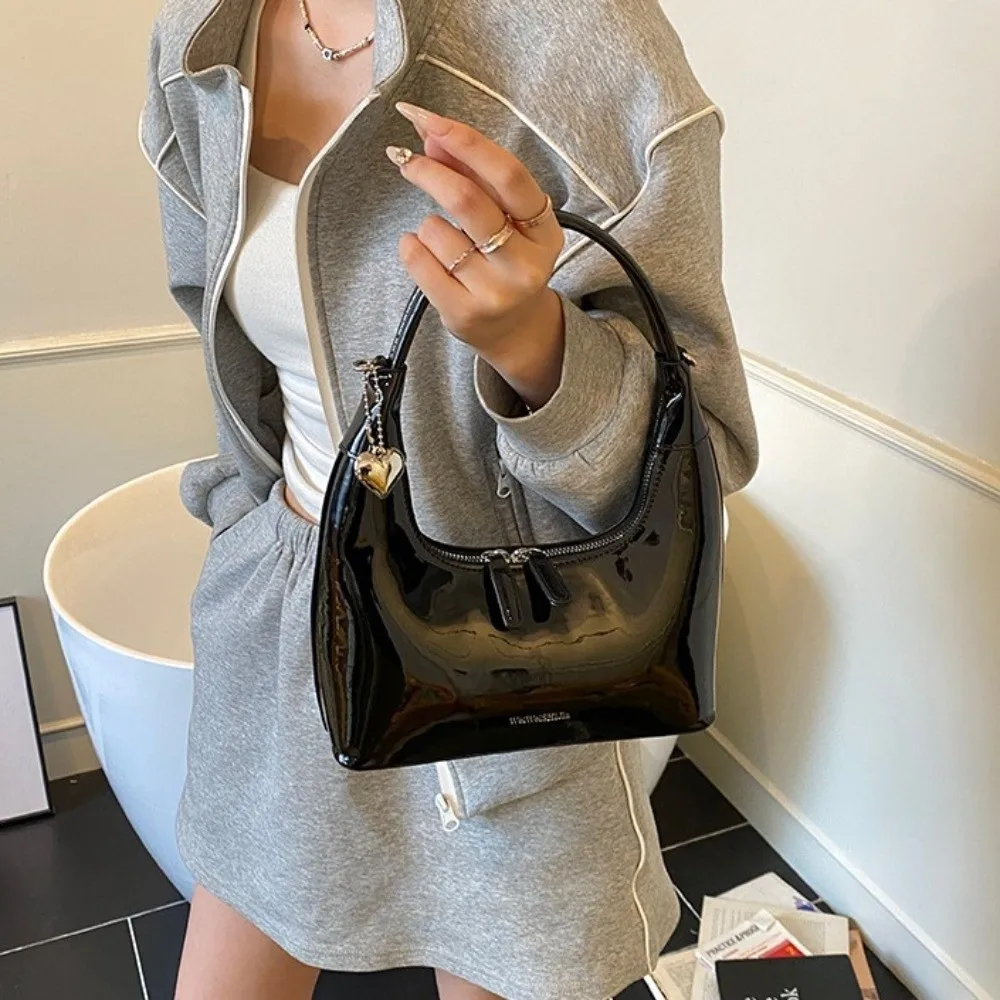 

Handbag Korean PU Crossbody Bag PU Leather Love Heart Pendant Korean Underarm Bag Dumpling Bag Solid Color Women Shoulder Bag