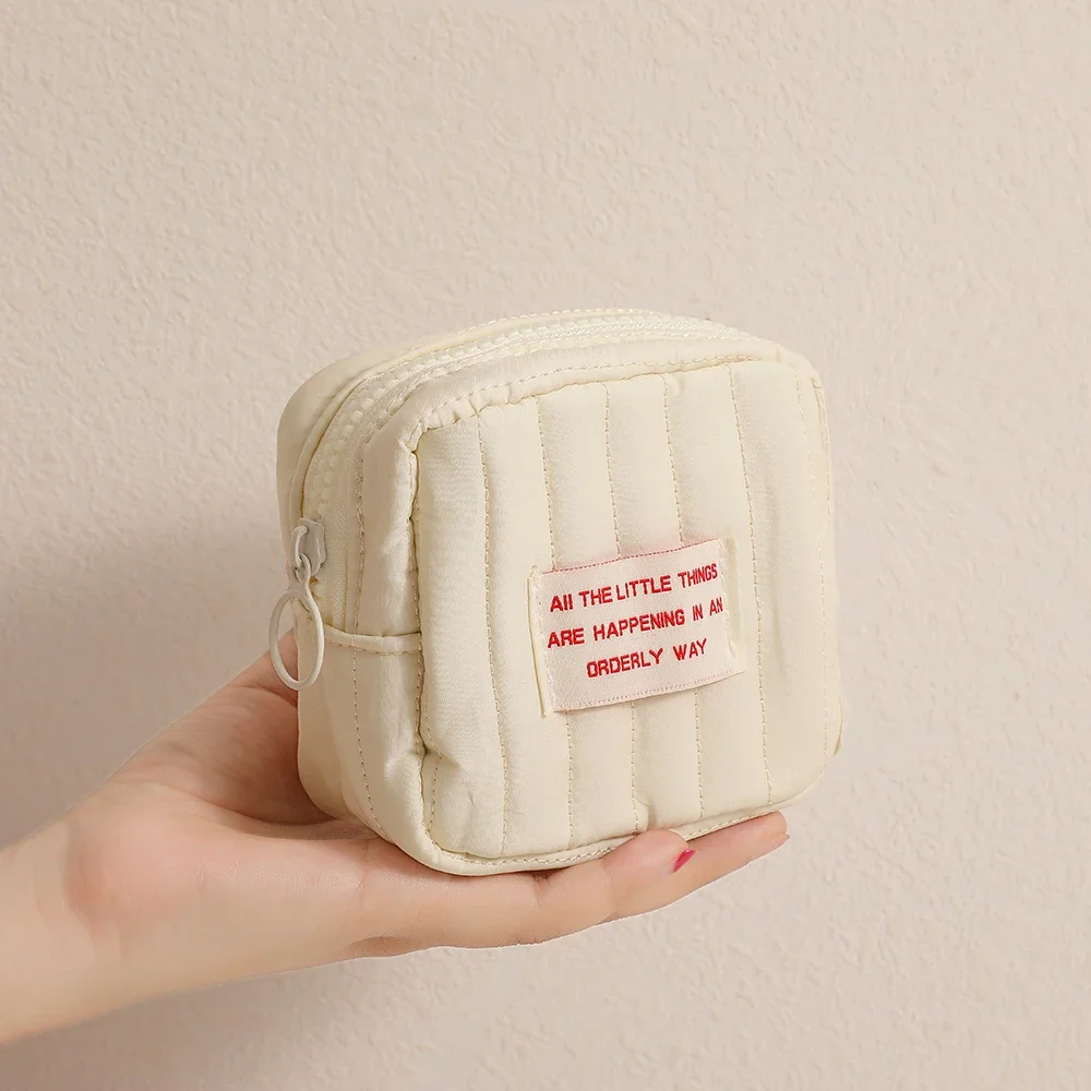 Korean Mini Cute Square Cosmetic Bag Women Portable Earphones Lipstick Sanitary Napkins Storage Pouch Small Makeup Zipper Bags