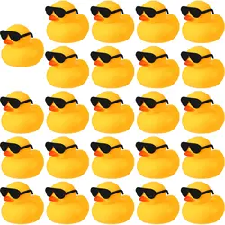 Mini patos de goma con gafas de sol para niños, juguetes de bañera a granel, crucero, regalo de aula, intercambio, 24 piezas