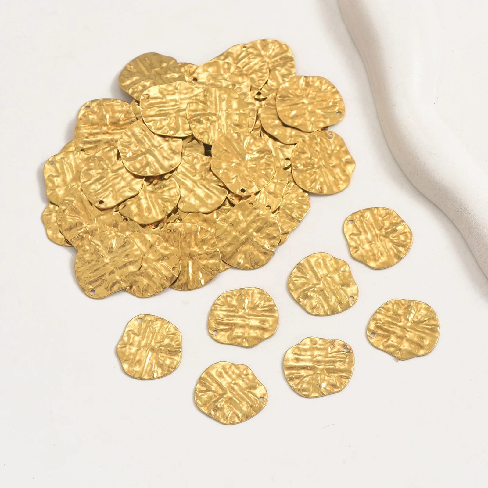 20pcs Brass Jewelry Accessories, Geometric Irregular Single Hole Round Pendant with Wrinkled Surface, Used for Jewelry Making