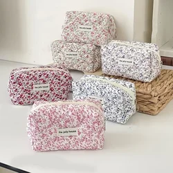 Cute Small Floral Cotton Makeup Bag  Quilted Zipper Pouch for Women and Girls, Kawaii Travel Storage Cosmetic Bags for Purse