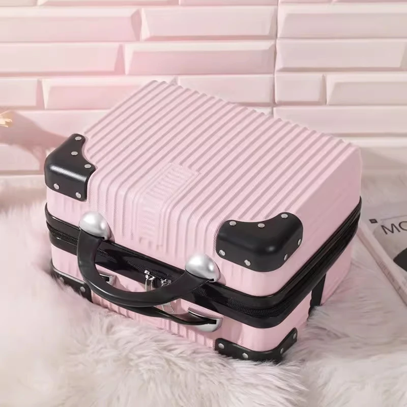 

suitcase, small portable cosmetic bag, hanging suitcase, large storage bag.