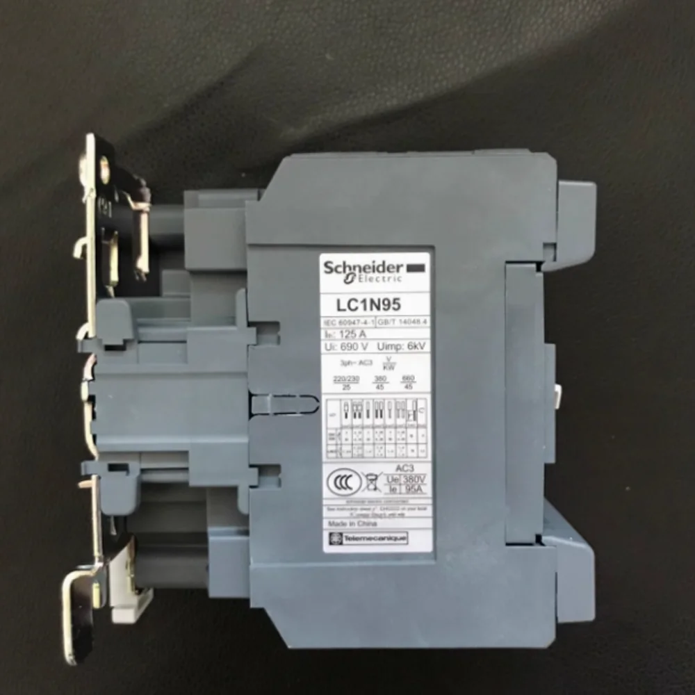 100% originale Schneider 3 poli LC1-E EasyPact serie TV LC1E95M5N 95 Amp contattore magnetico intelligente AC220V LC1N95M5N 45KW 3P 95A