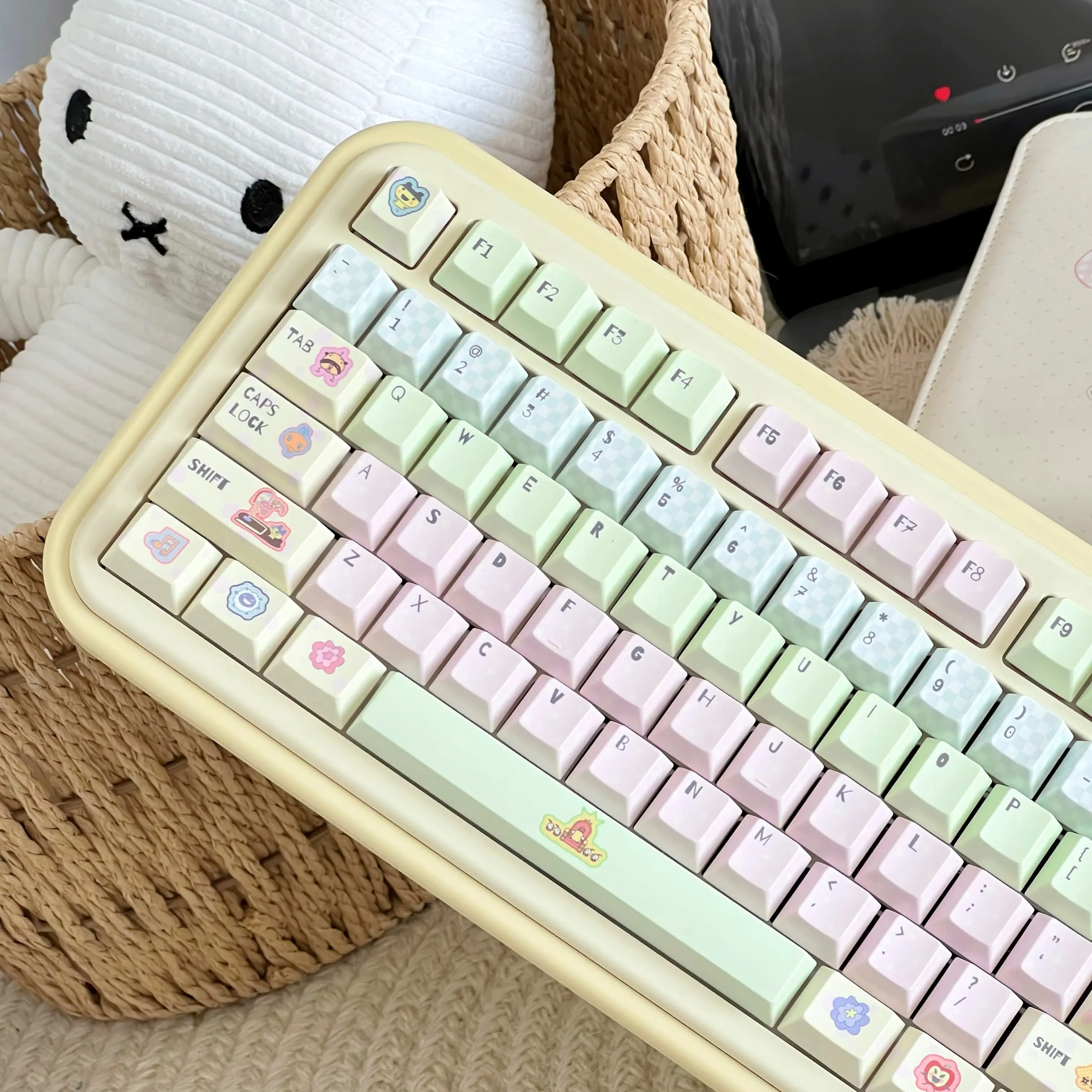 143 Keys Tamagotchi Little Kitchen Theme Keycaps Cherry Sublimation PBT Cute Girly Game Keycaps for ISO Made68 Mad68 Wooting60