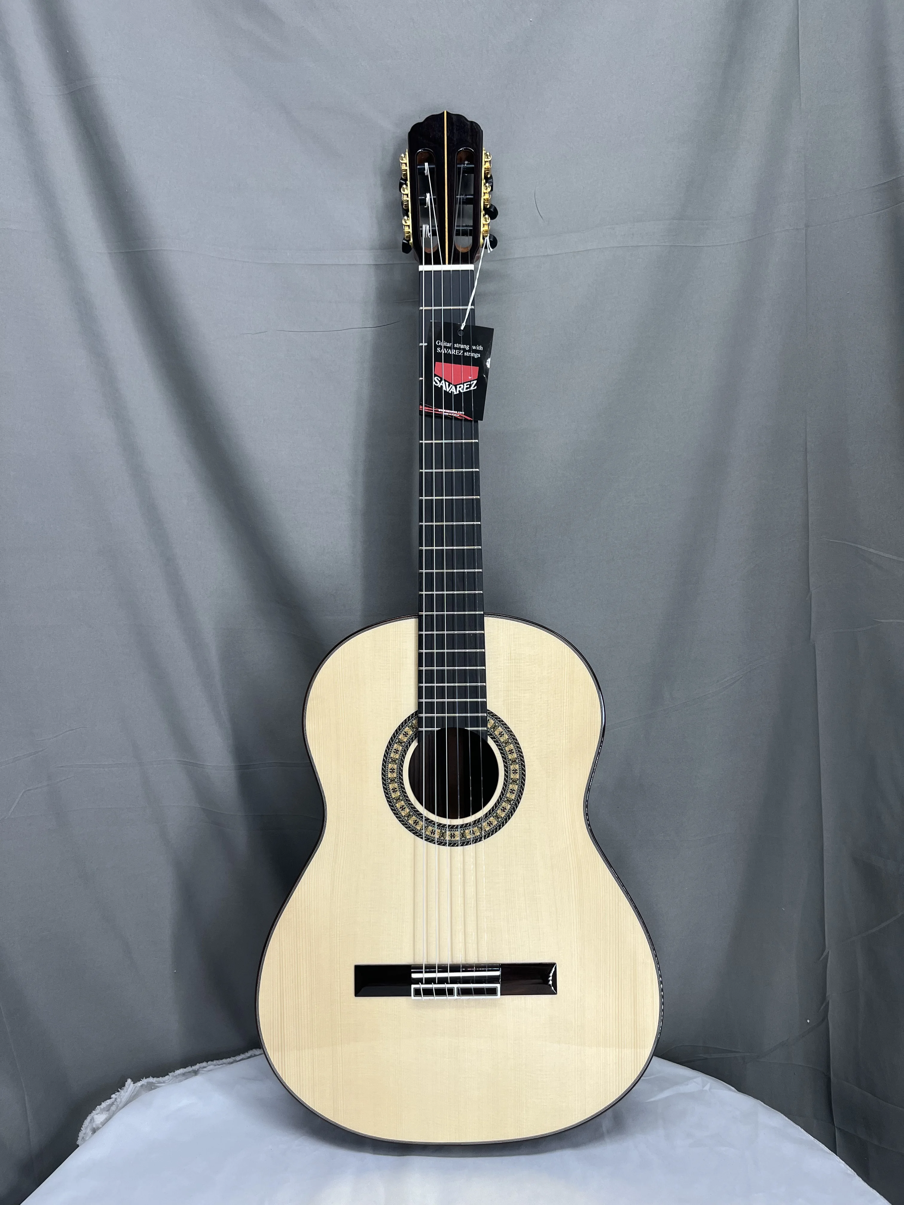 

Music Musical Instruments All Solid Spruce Top Rosewood Classical Guitar with High Quality