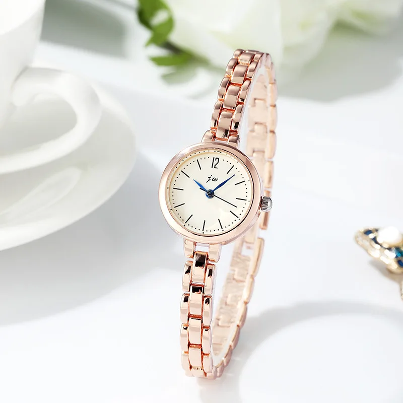 Women's Watch Alloy Strap Bracelet Quartz Watch Casual Fashion Rose Gold Ladies Watches Gift Clock