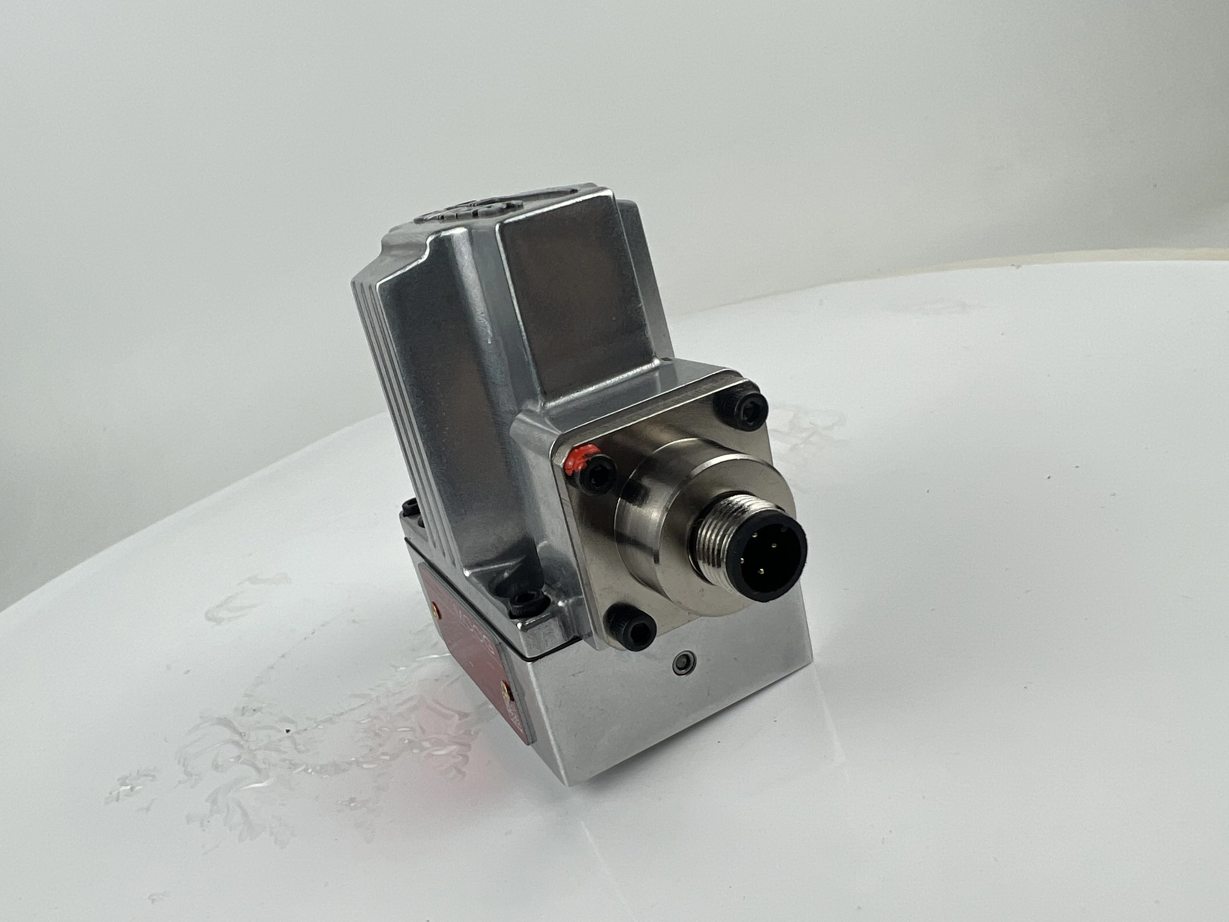 D660 D661 G631 G761 G761-3004B Series D661-4627A D634-317C D633-317B D634-319C Servo Proportional Control Valves