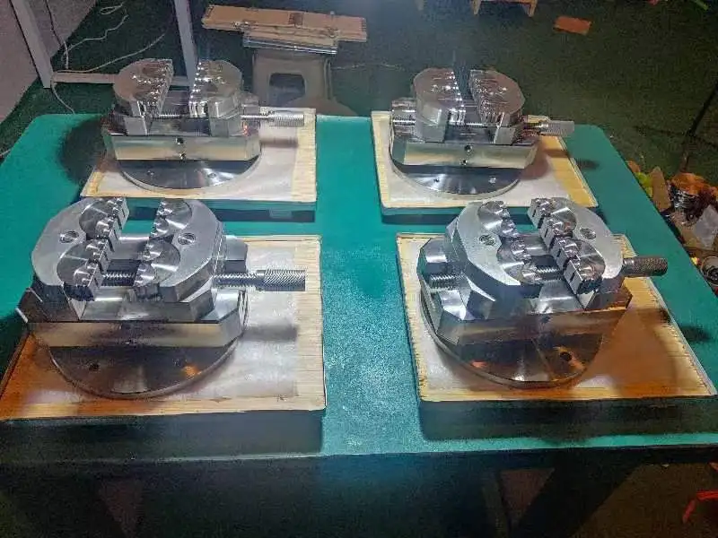 Morsa fractale in acciaio inossidabile a 4 gradini da utilizzare