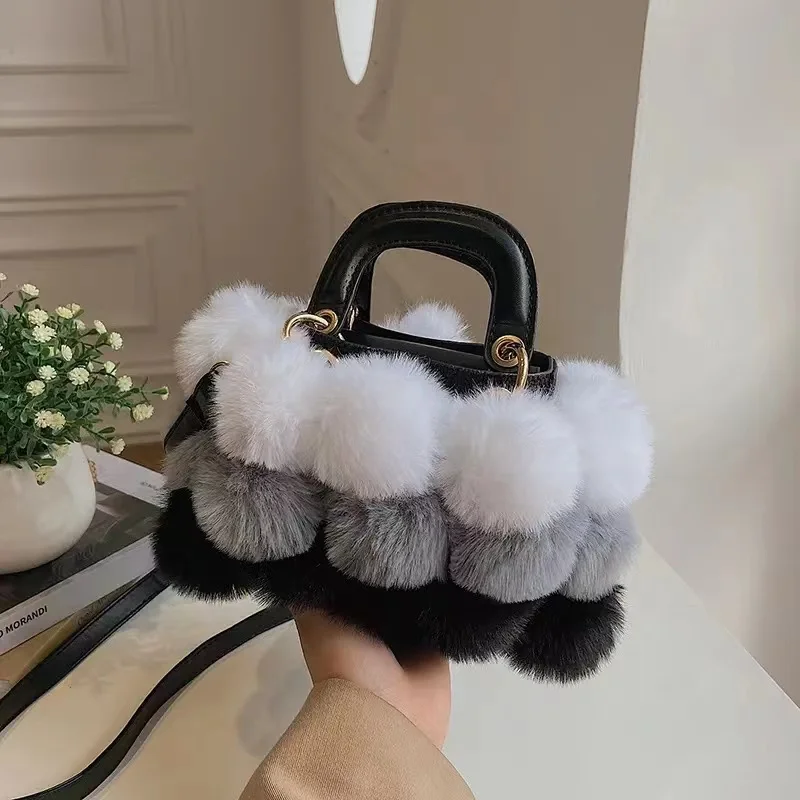 Winter Handbag Women Luxury Faux Fur Hand Bags Soft Plush Bags For Women 2024 Crossbody Totes Ladys Luxury Clutches Purse