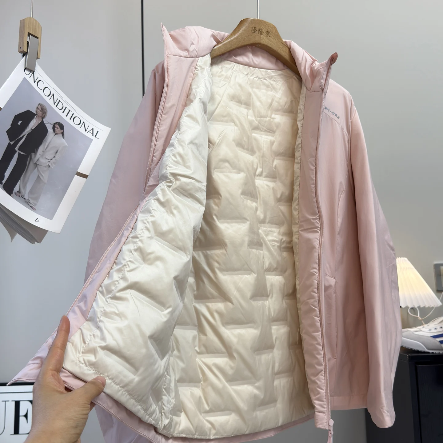 

Ultra-Light Warm 90% White Du down Women's Outdoor Casual Stand Collar Jaet New Autumn Winter Faion Commute Sle