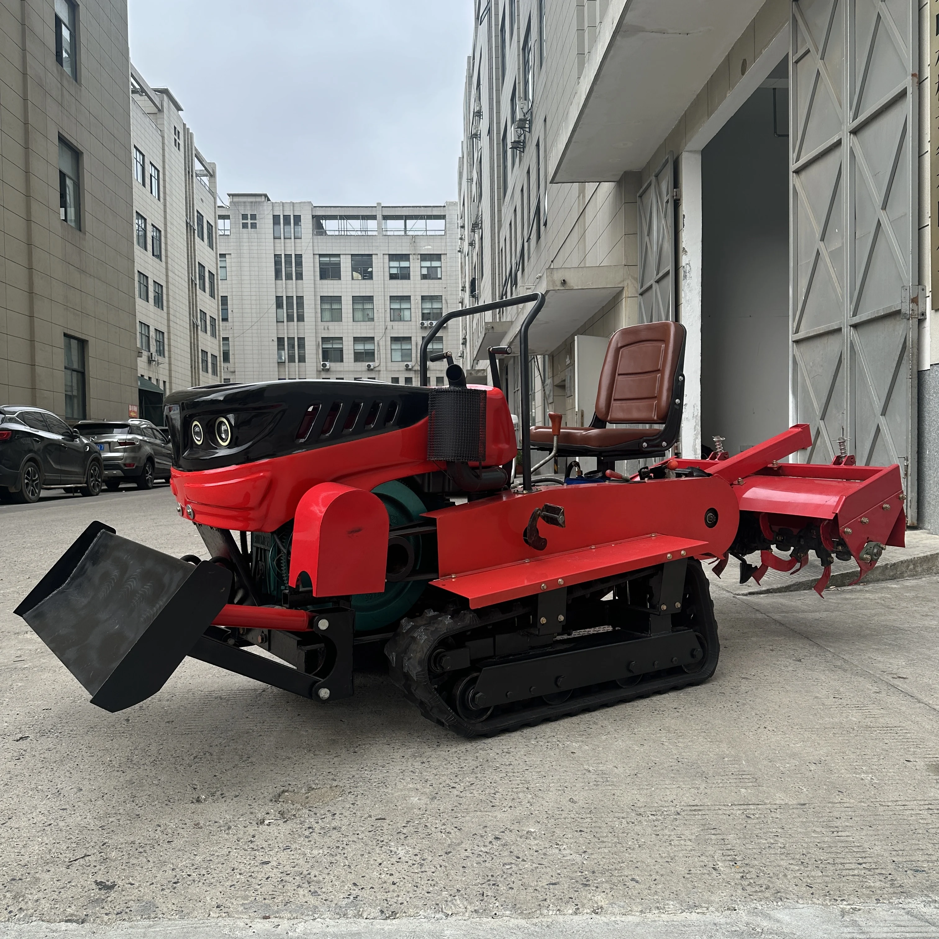 

Tracked Rotary Tiller Dual-Purpose Water and Dry Land Management Machine Fertilizing and Weeding 35hp Micro Tiller