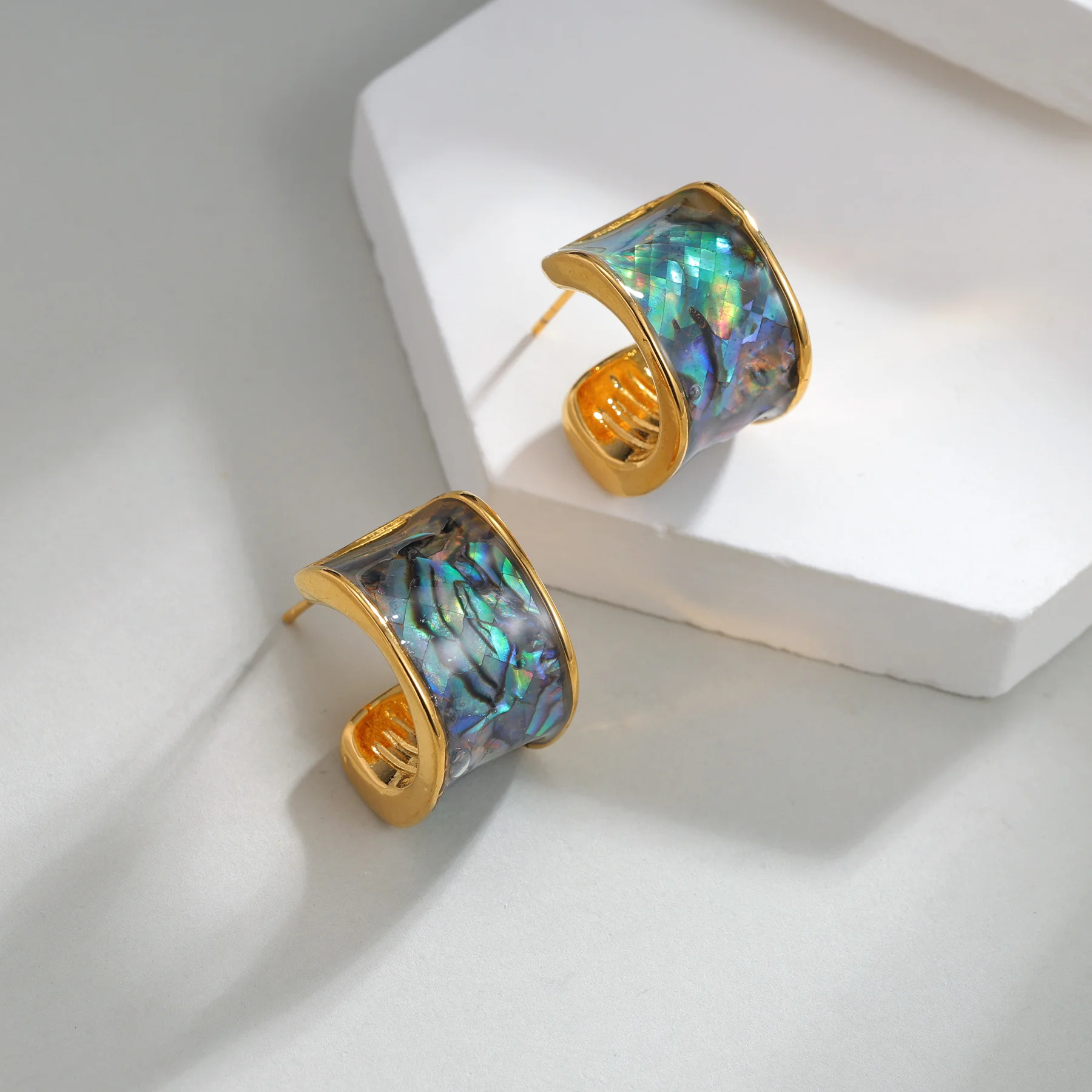 Kissmoon Trendy C-Shaped Abalone Shell Earrings for Women Stainless Steel 18K Gold Plated Curved Earring Birthday Jewelry Gift