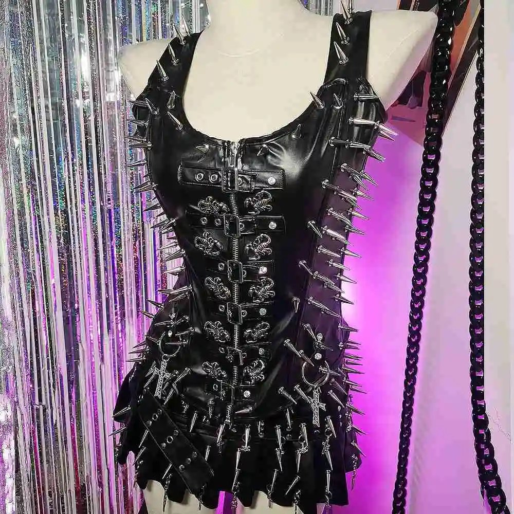 Spike cravejado rebite escorpião cruz moda revival punk rock harajuku y2k halter camisola topos adolescente grunge e-girls emo goth