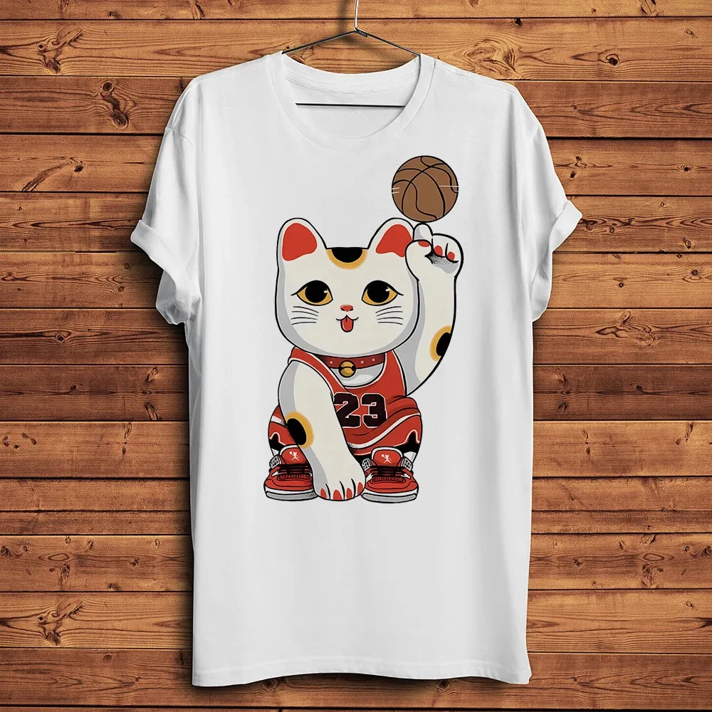 Lucky neko Maneki Cat Basketball fortune meow Funny TShirt Men Homme Short Sleeve Tee Breathable Unisex Streetwear T Shirt