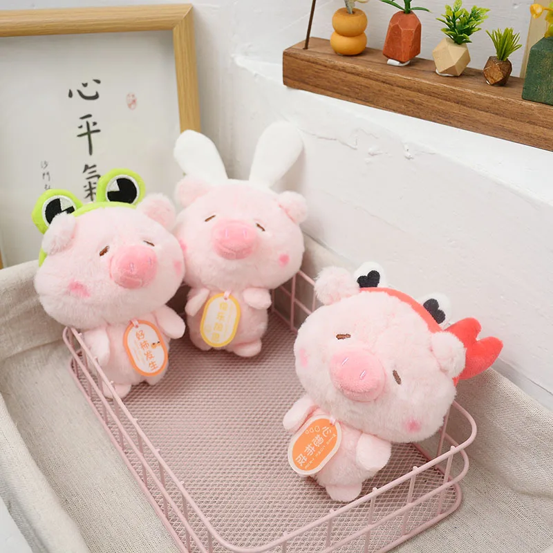 13cm Cartoon Cute Pig peluche bambola Anime Kawaii Lucky Pig morbido peluche peluche bambini ragazza portachiavi ciondolo regalo