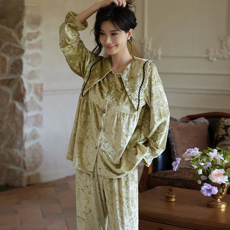 Elegant Senior Sense of Women's Pajamas Set of Fall and Winter Long-sleeved Gold Diamond Velvet Warm Home Wear Sleepwear New