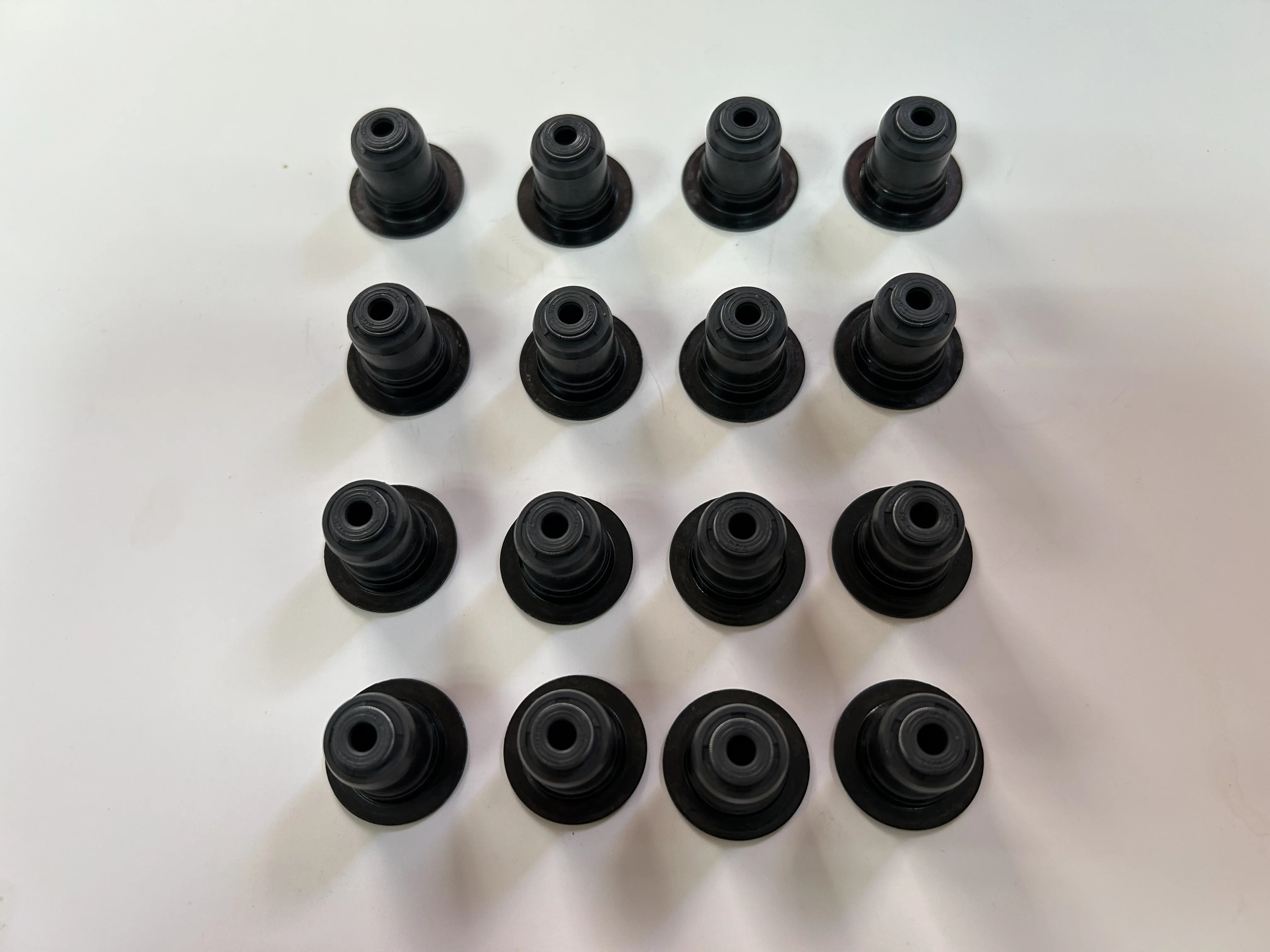 2222425000 MN183952 222242G000 22224-25000 22224-2G000 Valve Stem