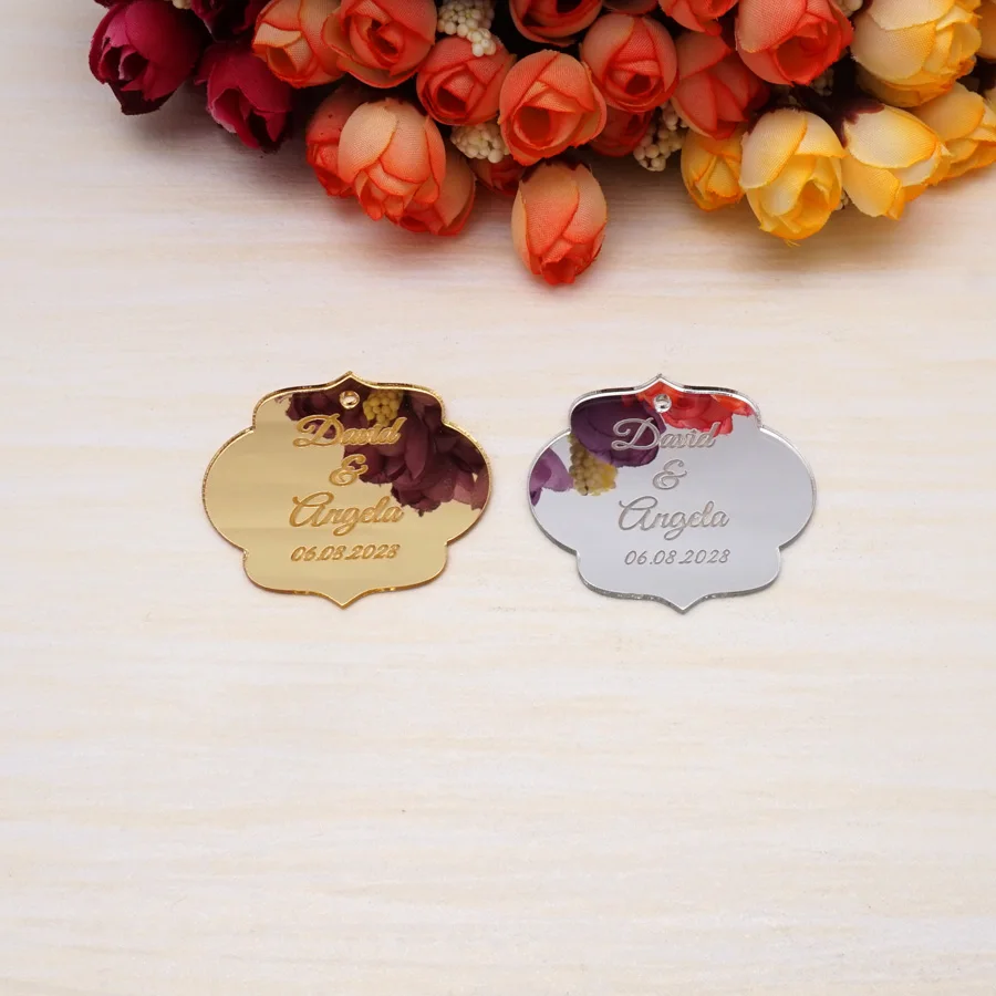 パーソナライズされた洗礼タグ ハンギングタグ 誕生日の装飾用 名前/日付を刻む アクリルカード 婚約ギフト パーティーの記念品