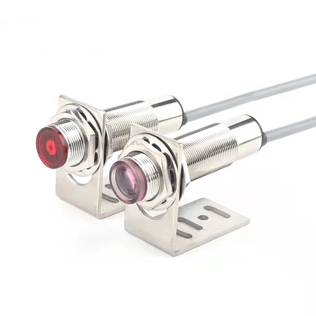 Laser-to-beam photoelectric sensor switch infrared sensor 24v three-wire long-distance adjustable E3F-30C1/L