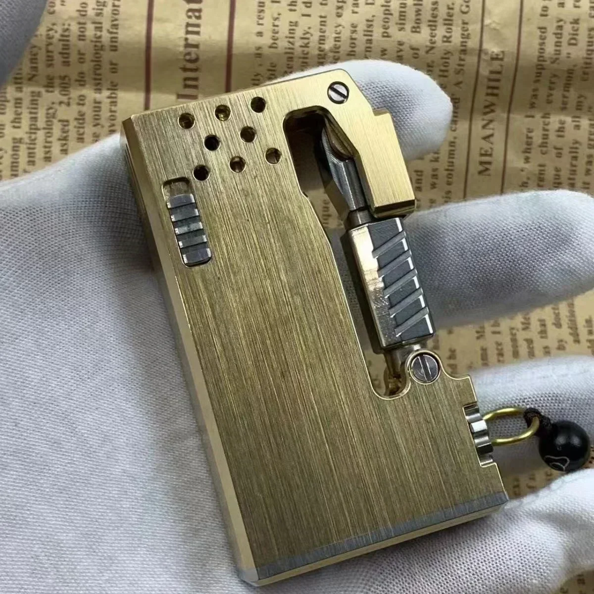 Hand-made Brass Mechanical Lever Kerosene Gasoline Trench Lighter Vintage Grinding Wheel Man\'s Cigarette Gift