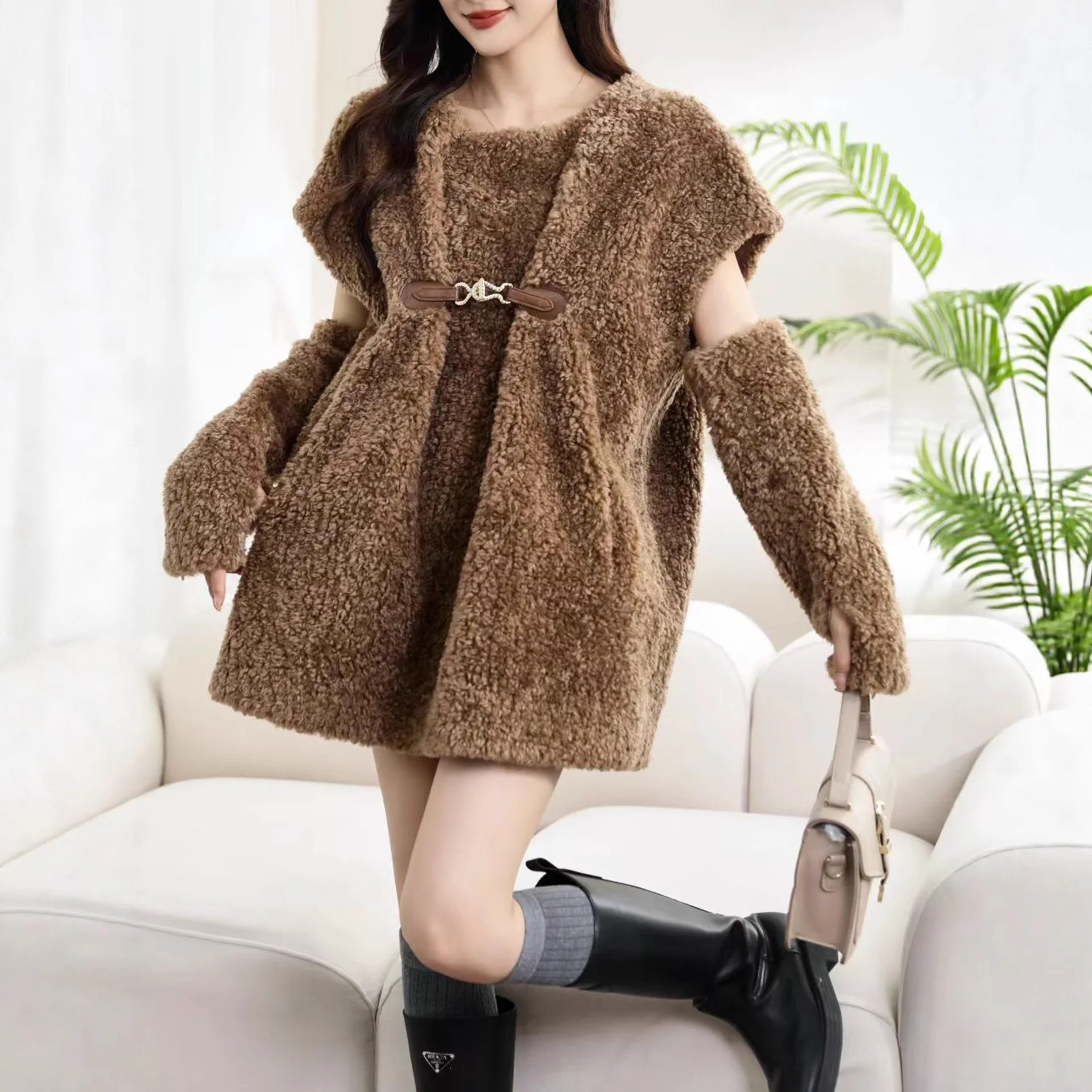 Women Faux Fur Coat Solid Fur Jacket Fleece Sleeve Covers Round Neck Short Sleeve Thick Warm Fur Loose Casual 2025 Autumn Winter