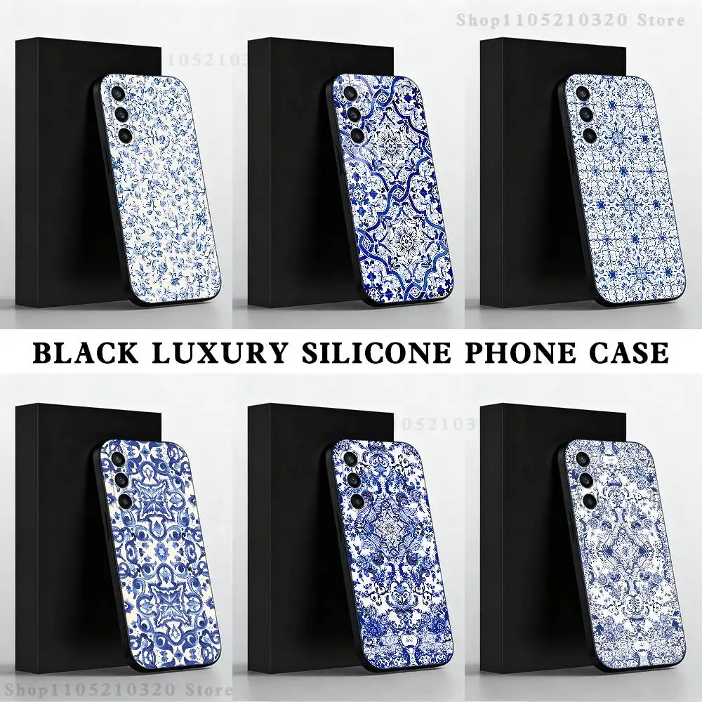 

blue and white china pattern Phone Case For Samsung S 25,24,23,22,30,21,10,9,Ultra,Plus,Lite,FE,4,5 G Black Soft Case